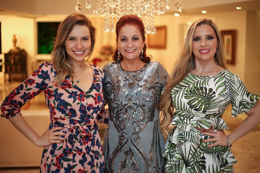  Gaya Nilo, Moema Ribeiro e Adriana Braga                           